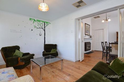 54 Seaview Rd, Victor Harbor, SA 5211