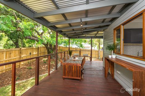 Property photo of 4 Dovedale Crescent Ashgrove QLD 4060
