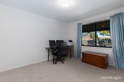 Property photo of 14 Stringybark Close Manor Lakes VIC 3024