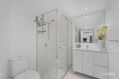 Property photo of 5/161 Marine Parade Southport QLD 4215