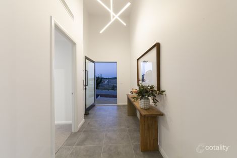Property photo of 47 Hyslop Crescent Casey ACT 2913