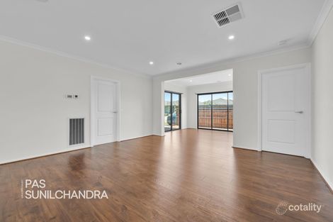 Property photo of 195 Morison Road Cranbourne East VIC 3977