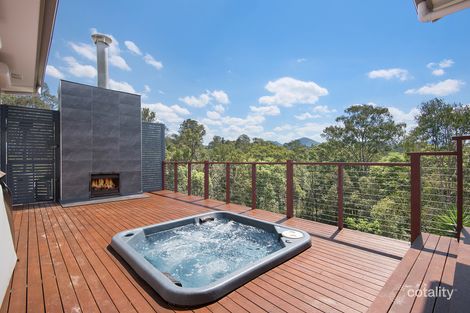 Property photo of 150 Lees Crossing Road Armstrong Creek QLD 4520