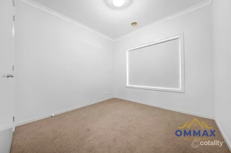 Property photo of 19 Muster Drive Aintree VIC 3336