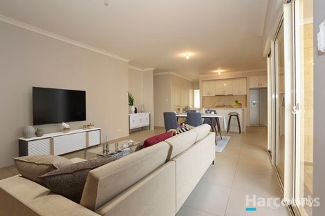 38a Nineham Ave, Spearwood, WA 6163