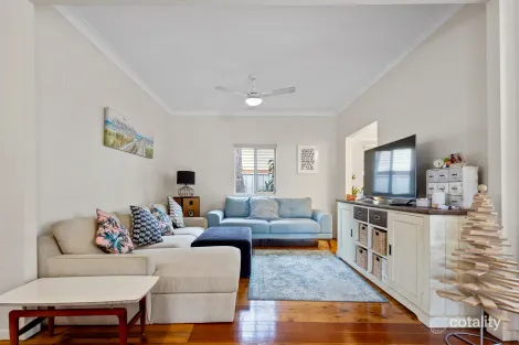 Property photo of 35 Hamilton Road Wavell Heights QLD 4012