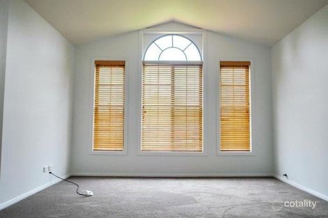 Property photo of 3 Hoop Place Spring Farm NSW 2570
