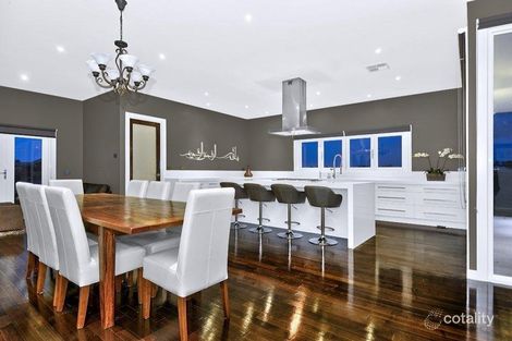 Property photo of 11 The Ridge Oaklands Junction VIC 3063