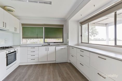 Property photo of 1 Gregory Court Pakenham VIC 3810