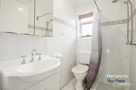 Property photo of 31 Lenton Crescent Oakhurst NSW 2761
