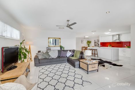 Property photo of 46 Canecutters Drive Ooralea QLD 4740