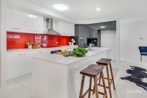 Property photo of 46 Canecutters Drive Ooralea QLD 4740