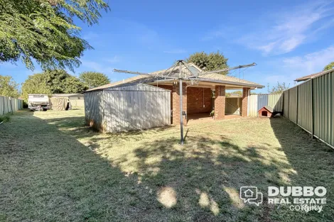 Property photo of 5 Nona Place Dubbo NSW 2830