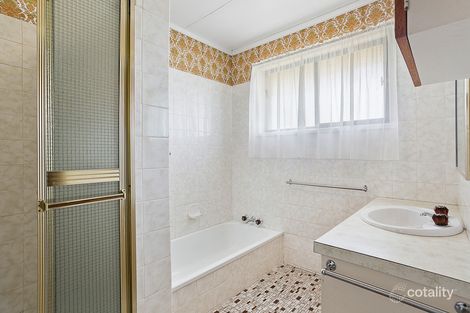 Property photo of 10 Geoffrey Street Mount Lofty QLD 4350