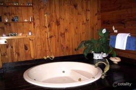 Property photo of 7 Colyer Avenue Tannum Sands QLD 4680