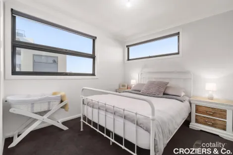 Property photo of 8/17 Pascoe Street Pascoe Vale VIC 3044