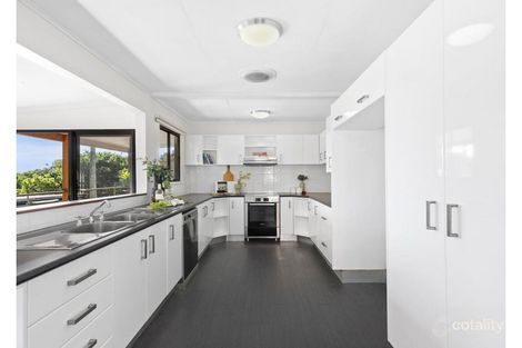 Property photo of 15 Coleridge Street Stafford Heights QLD 4053