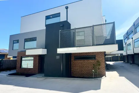 Property photo of 14/1102 Stud Road Rowville VIC 3178