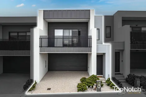 Property photo of 10 Huron Road Craigieburn VIC 3064