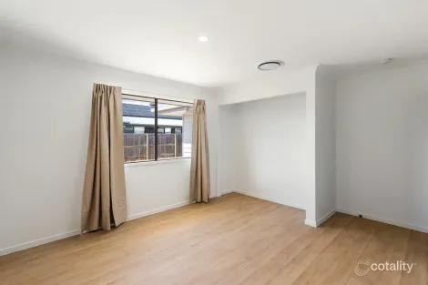 Property photo of 11 Keding Road Westbrook QLD 4350