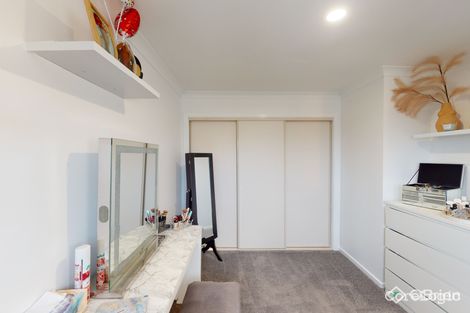 Property photo of 4 Melzak Way Berwick VIC 3806