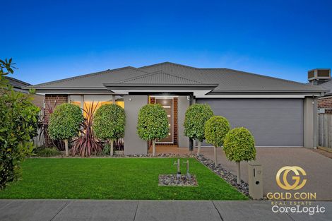 Property photo of 17 Beatham Way Cranbourne East VIC 3977
