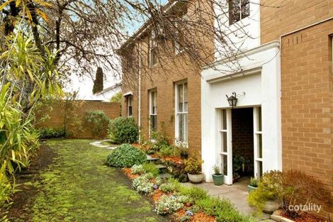 Property photo of 2/7 Bonfield Avenue Hawthorn East VIC 3123