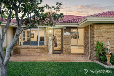 80 LAGOON DR, YANCHEP, WA 6035