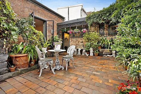Property photo of 37 Owen Street Carlton VIC 3053