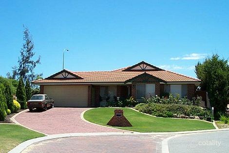 32 Copeland Gdns, Ocean Reef, WA 6027