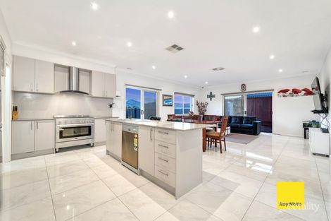 Property photo of 8 Canunda Way Tarneit VIC 3029