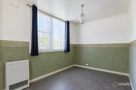 Property photo of 2 Vickers Court Kennington VIC 3550