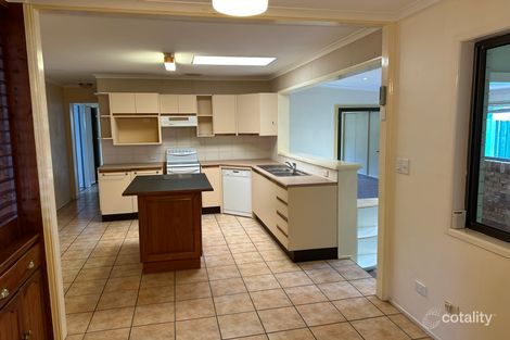 Property photo of 22 Minto Crescent Arana Hills QLD 4054