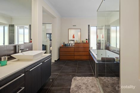 Property photo of 6 Tanner Avenue Cranbourne East VIC 3977