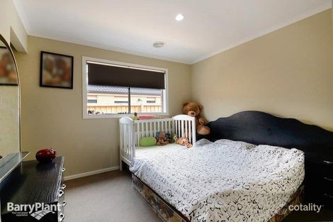 Property photo of 87 Henry Road Pakenham VIC 3810