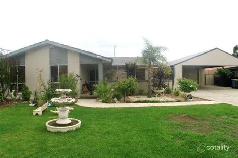 7 Tura Pl, Glenfield Park, NSW 2650