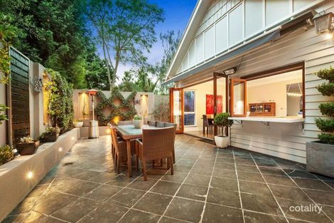 Property photo of 17 Grandview Grove Northcote VIC 3070