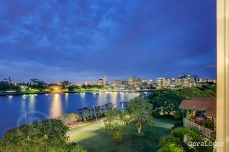 Property photo of 22/128 Oxlade Drive New Farm QLD 4005