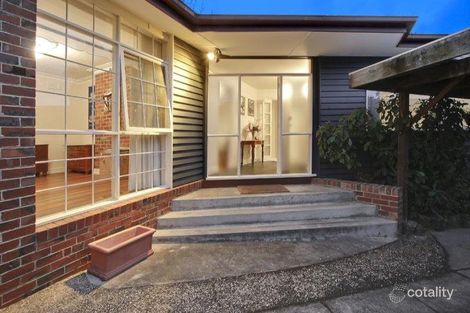 Property photo of 7 Lemana Crescent Mount Waverley VIC 3149
