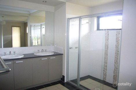 9 Waterhousia Cres, Brookwater, QLD 4300