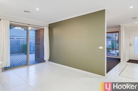Property photo of 84 Manna Gum Drive Pakenham VIC 3810