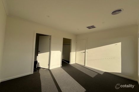 Property photo of 111 Abbeygate Drive Werribee VIC 3030