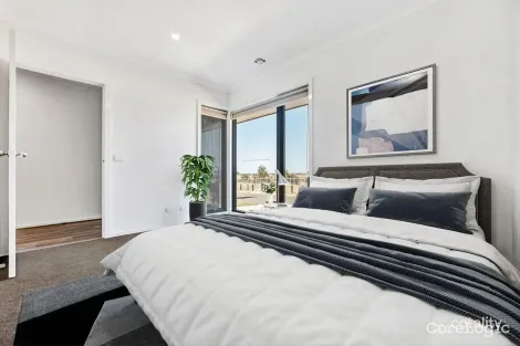 Property photo of 110 Marriott Boulevard Weir Views VIC 3338