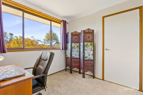 Property photo of 20 Maple Grove Wentworth Falls NSW 2782