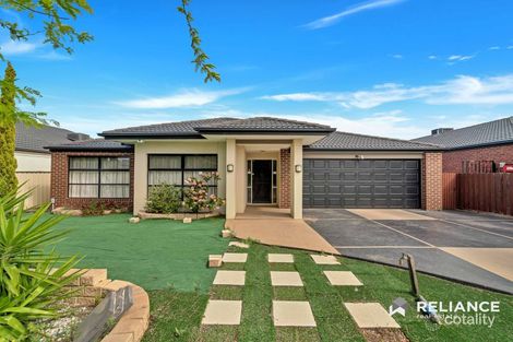 Property photo of 18 Copeland Crescent Point Cook VIC 3030