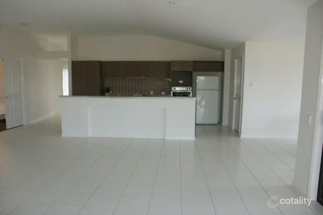 Property photo of 3 Tivoli Place Ferny Grove QLD 4055