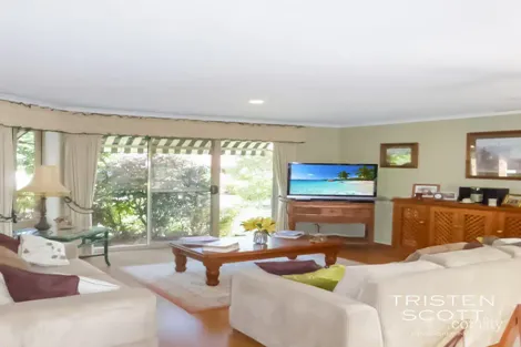 Property photo of 2 Olinda Close Robina QLD 4226