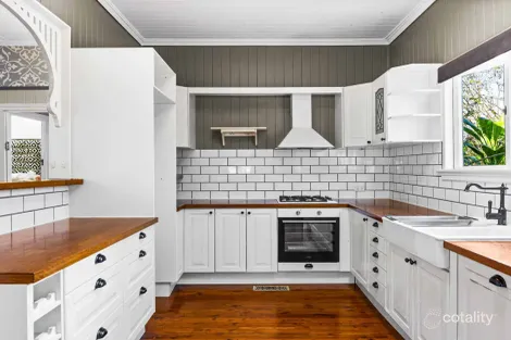 Property photo of 1A Curzon Street Mount Lofty QLD 4350
