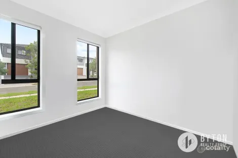Property photo of 35 Kapyong Street Bardia NSW 2565
