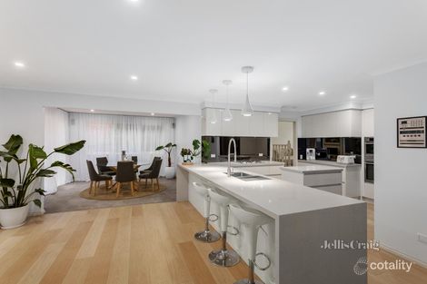 Property photo of 20 Hilledge Lane Mooroolbark VIC 3138